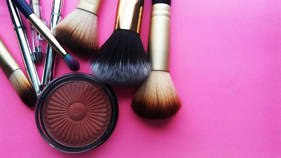 Machiaj pentru bronz natural fără soare